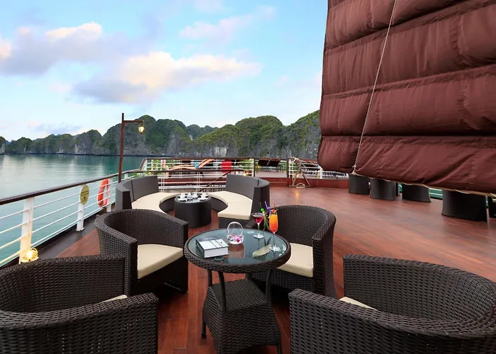 Resort In One Luxury Cruise Bay