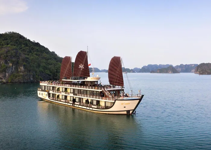Resort In One Luxury Cruise Bay Ha Long